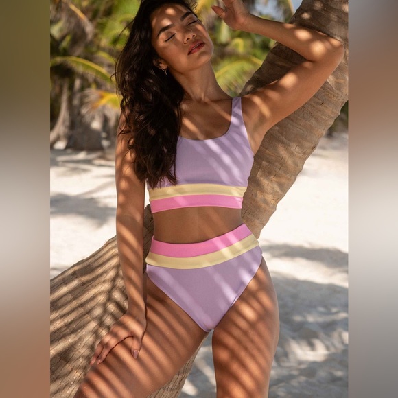 NWT Beach Riot
Heidi Ribbed Colorblock High Waisted Swim Bottom - Picture 4 of 12